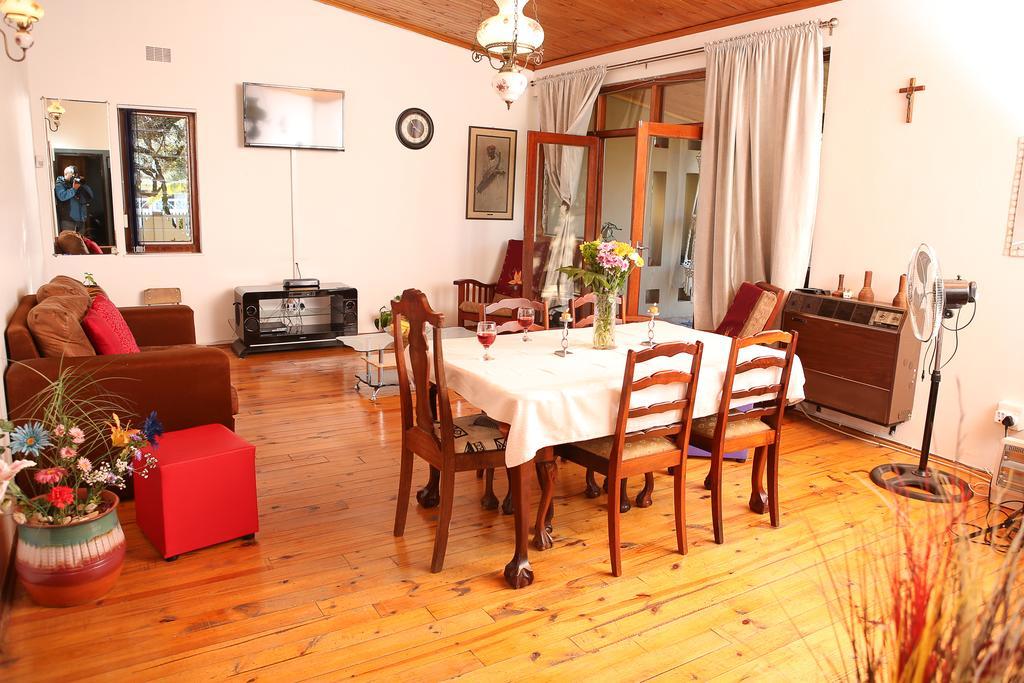 Oudtshoorn Homestay Accommodation المظهر الخارجي الصورة