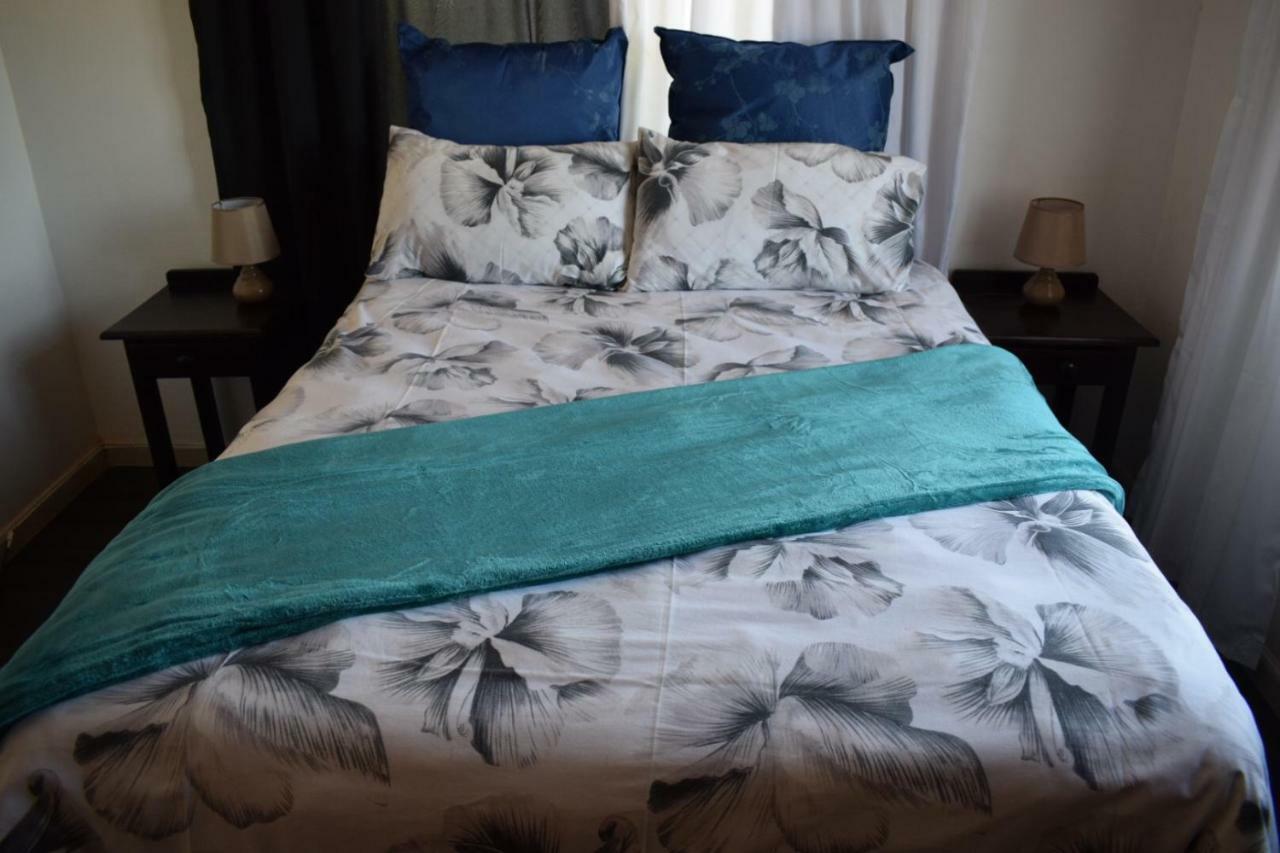 Oudtshoorn Homestay Accommodation المظهر الخارجي الصورة